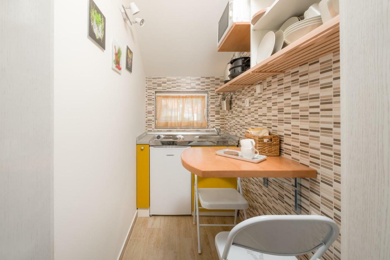 Apartments Kapo Kaštela 外观 照片
